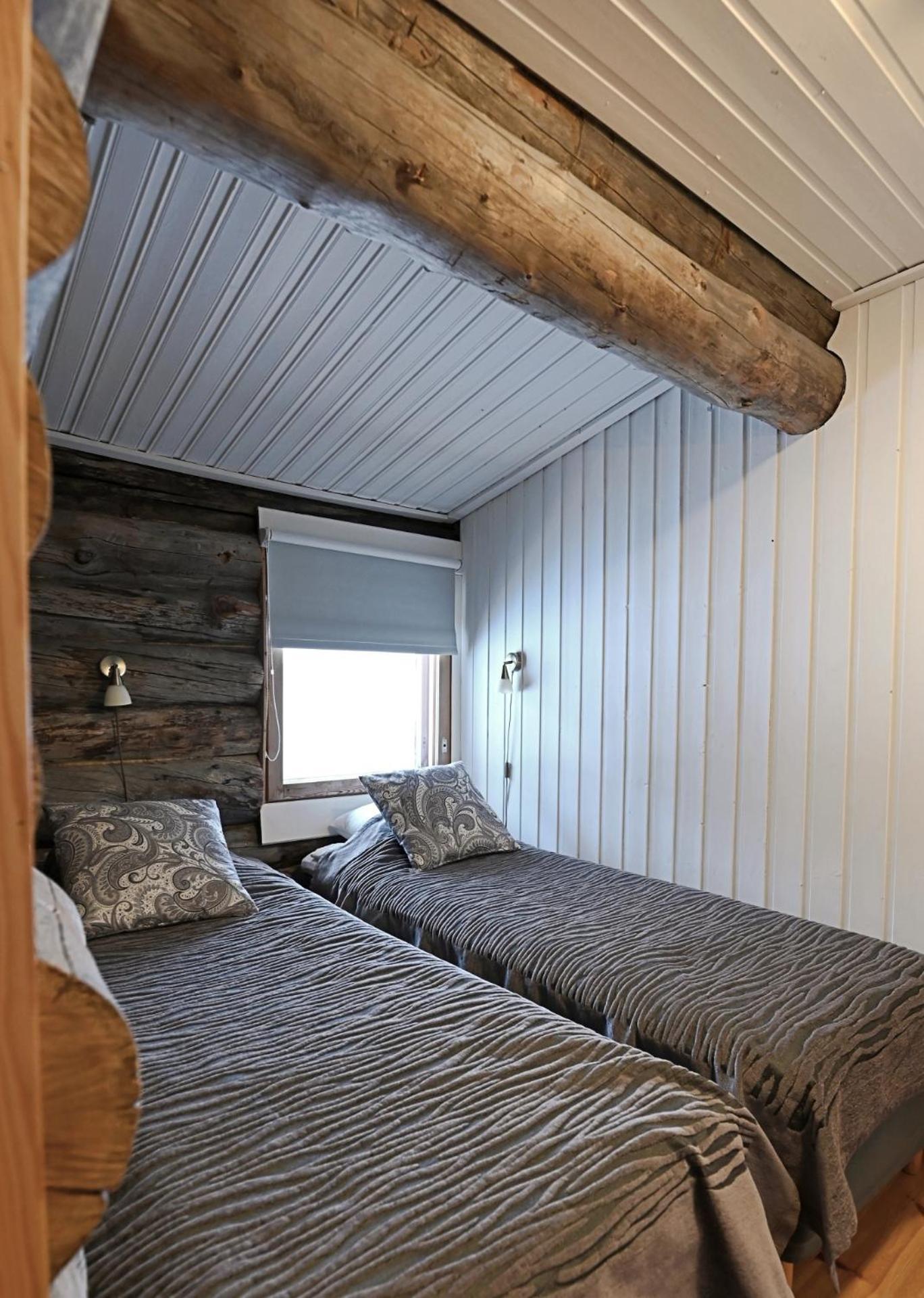 Classic Log Cabin Ski-In Ski-Out Levi Exterior photo